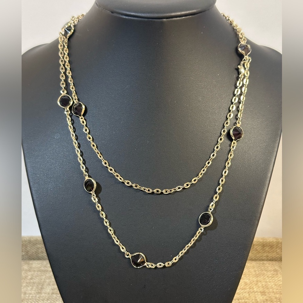 BEAUTIFUL DOUBLE LINK CHAIN WITH HRAY GLASS STONES